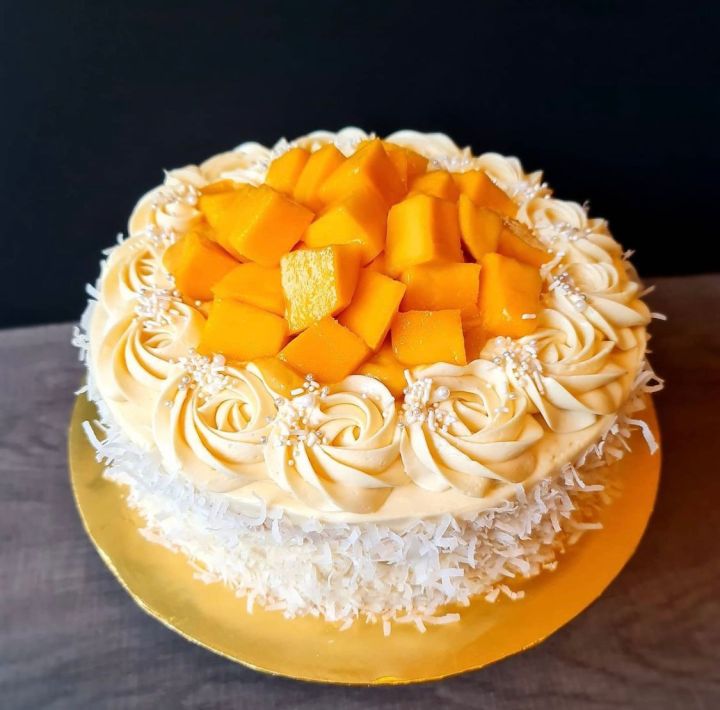 mango coconut nanalan cakes